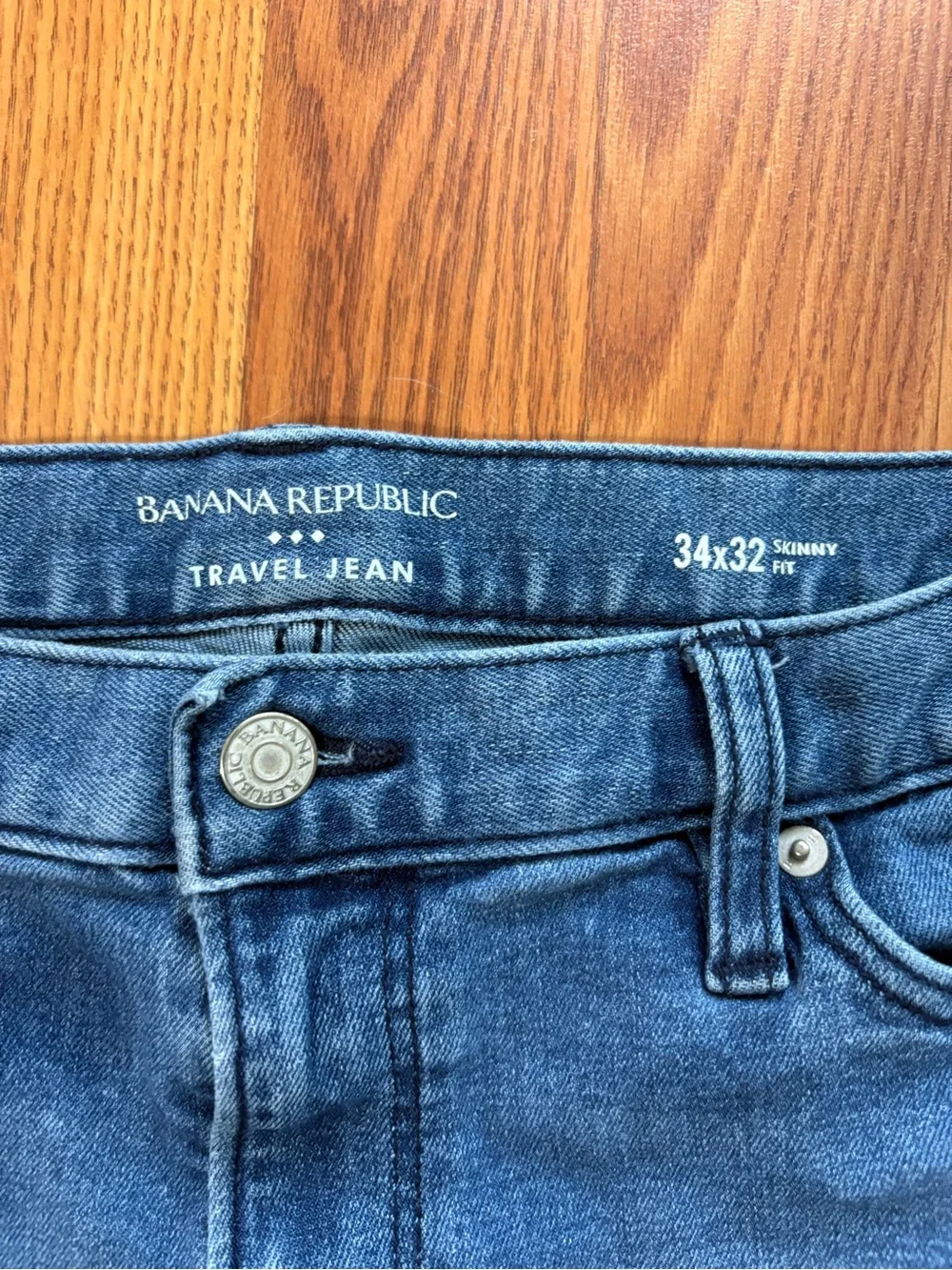 Banana Republic Men’s Skinny Jeans - Medium Blue Denim